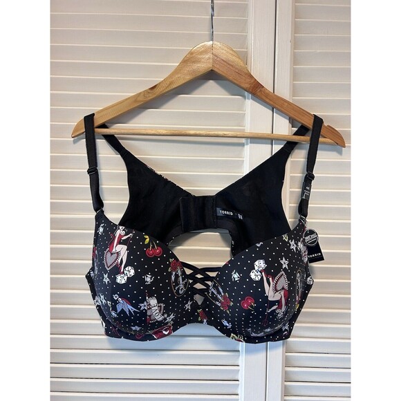 Torrid Bra Black Pin-up Girl XO Boost Plunge Underwire Adjustable NWT Size 42C - Picture 1 of 7
